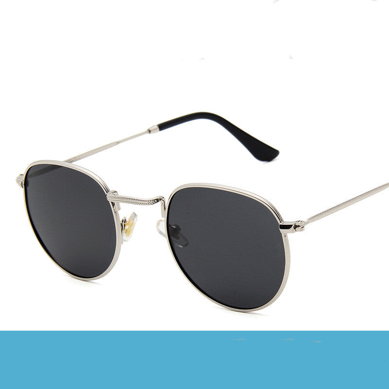 Vintage Gold Metal Frame Round Sunglasses with TAC Polarized Lenses for Men and Women
