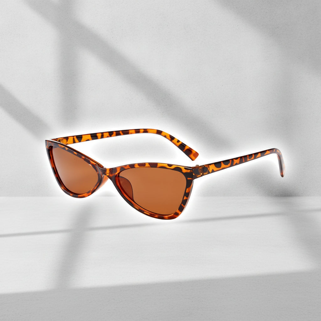 Chic Iconic Brown Cat Eye Fashion Sunglasses with AC Lenses for Modern Everyday Style, in Leopard frame tea slices