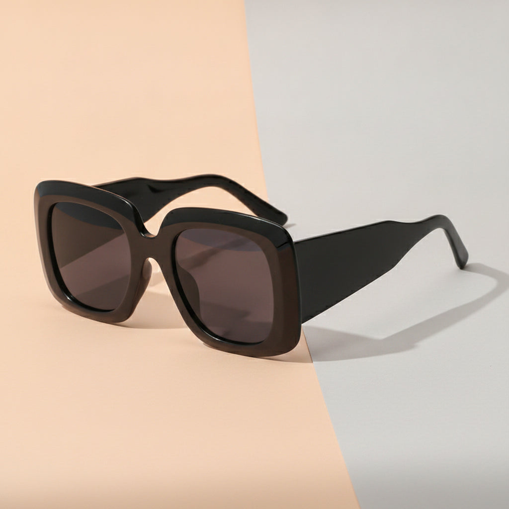 Retro Rectangular PC Frame UV400 Outdoor Sunglasses for Men And Women, in Blackframed grey sheet