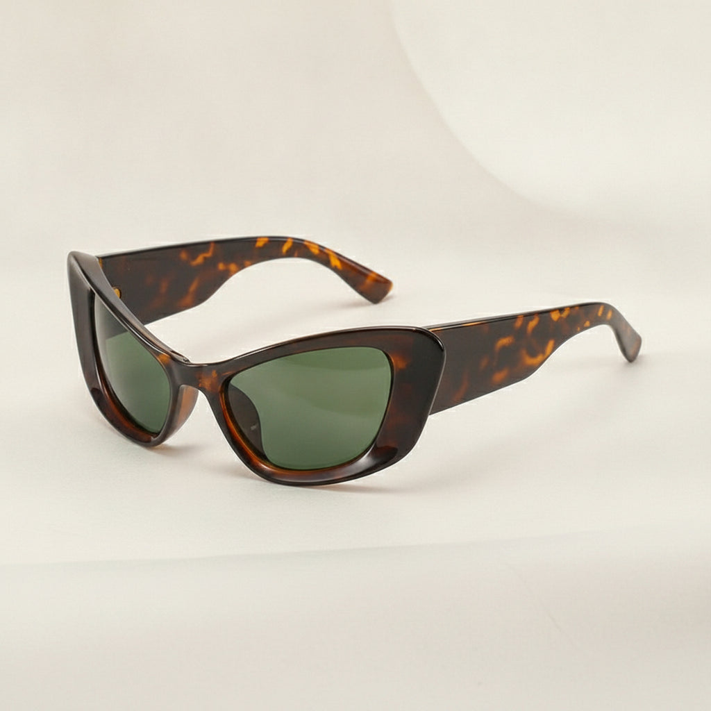 Women's Stylish Oversized Cat Eye Sunglasses PC UV400 for Outdoor Protection, in C2 Leopard Print Frame