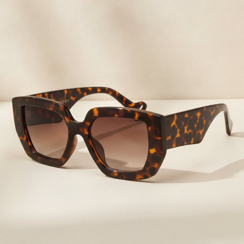 Unisex Rectangular Oversized Sunglasses with PC Frame AC Lens Thick Edge Modern Retro Style, in Leopard tea