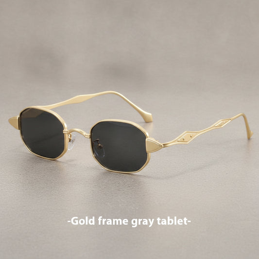 Rectangular Plastic Retro Sunglasses Frame Business All-Matching For Men And Women Sun Protection, in Gold Frame Gray Piece