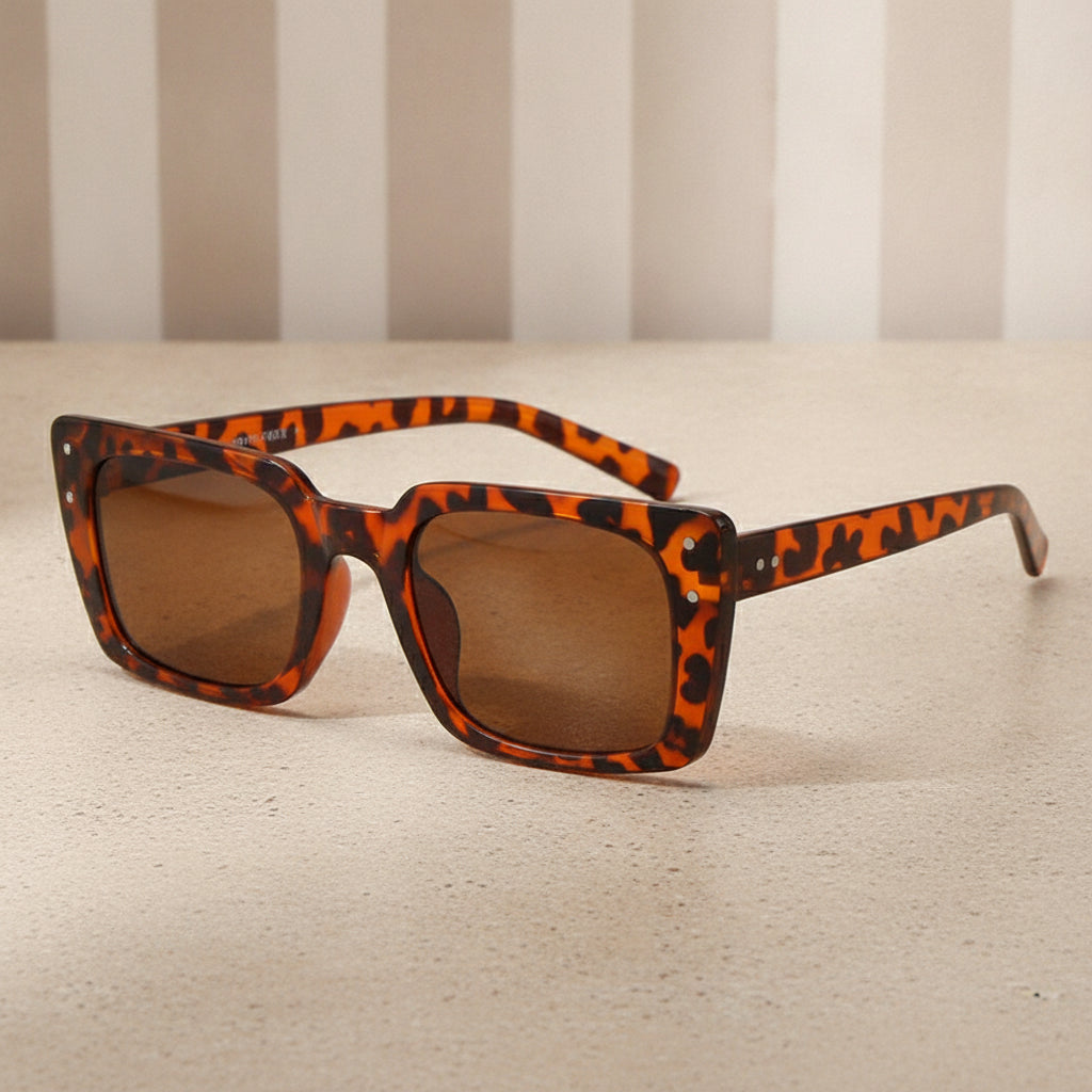 Trendy Fashionable Rectangular Resin Small Frame Mi Nail Sunglasses with Pink Lenses, in Leopard